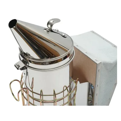 Affumicatore per api in acciaio inox con cilindro, scudo termico e soffietto in pelle, 230 mm - immagine 4
