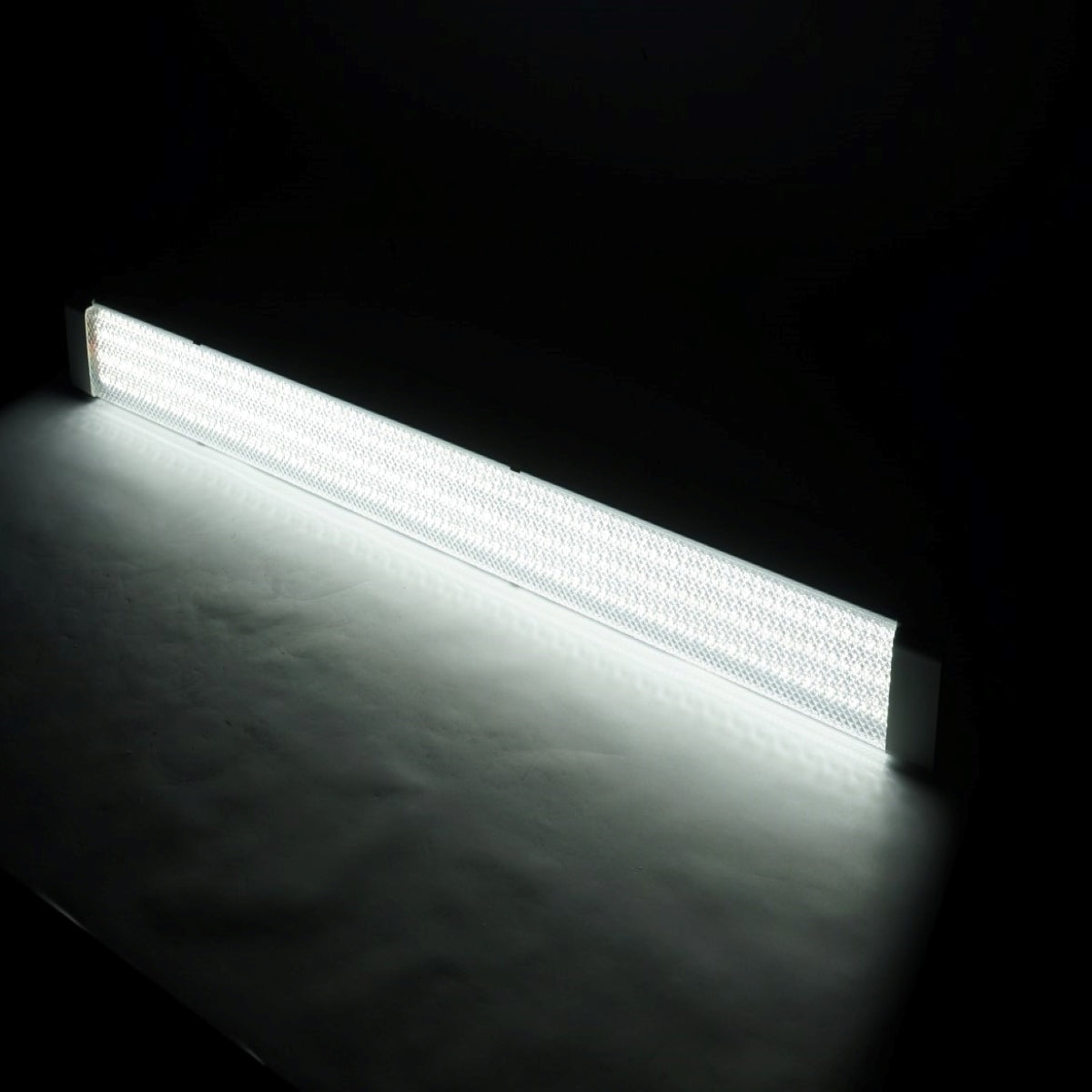 Apparecchio di illuminazione a LED 100W, 220V, IP20, 1200mm - immagine 5