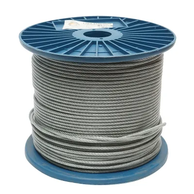 Cavo in acciaio zincato con rivestimento in PVC, 4 mm, 6x7+FC fili, carico massimo 539 kg, peso 8,08 kg, 200 m/rotolo