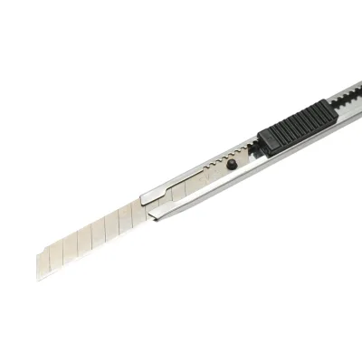 Coltello professionale con lama in acciaio SK5 da 9 mm e corpo in acciaio inossidabile Crownman. - immagine 4