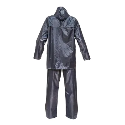 Completo impermeabile taglia XXL con cappuccio e pantaloni in poliestere e PVC, blu navy Breckner Germany. - immagine 4
