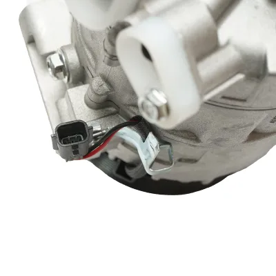 Compressore climatizzatore Nissan, Opel, Renault codice OEM 8200454172, DCS17C, 92600BB00A - immagine 4