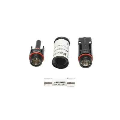 Connettore MC4 con fusibile 10x38mm, 10A, 1000V DC per impianti solari fotovoltaici IP67 Leader - immagine 5