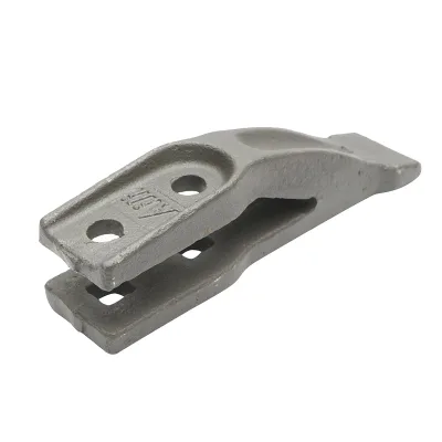 Dente centrale della benna per terne Terex, Massey Ferguson codice OEM 1462201M3 - immagine 2