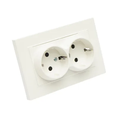 Doppia presa schuko bianca da incasso 220V, 16A, ABS 83x150mm - immagine 7