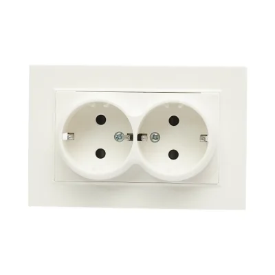 Doppia presa schuko bianca da incasso 220V, 16A, ABS 83x150mm - immagine 3