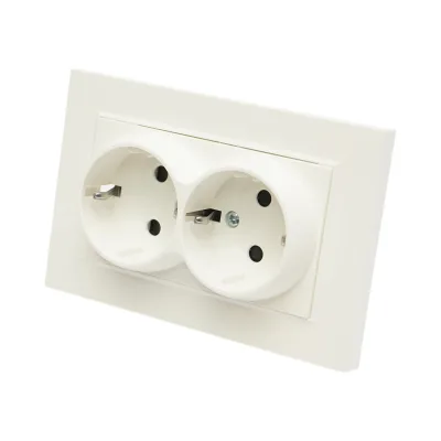 Doppia presa schuko bianca da incasso 220V, 16A, ABS 83x150mm - immagine 2