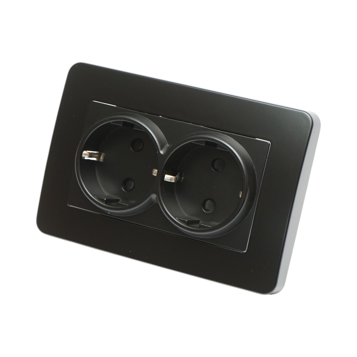 Doppia presa schuko nera da incasso 220V, 16A, PC 83x150mm - immagine 2