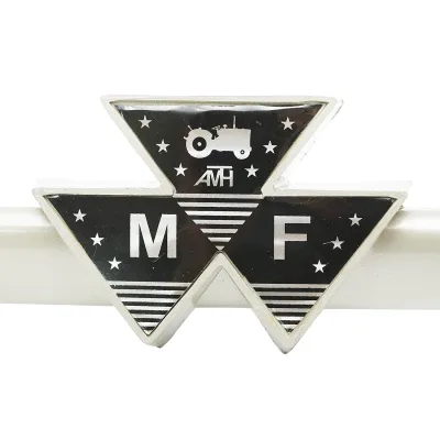 Emblema in plastica Massey Ferguson codice OEM 1860156, 1860156M1, 1868759M1, 883645M1, 897881M1 - immagine 3