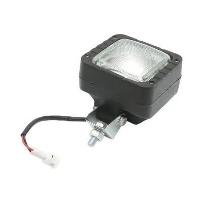 Faro da lavoro quadrato JCB, John Deere – 12V, 55W, H3, 108x98x88 mm - immagine 3