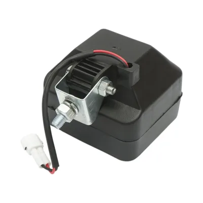 Faro da lavoro quadrato JCB, John Deere – 12V, 55W, H3, 108x98x88 mm - immagine 5