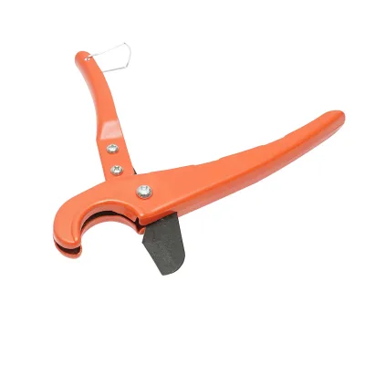 Forbici per il taglio di tubi in PVC con diametro da 16 a 32 mm - immagine 2