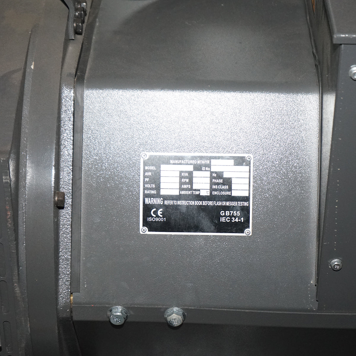 Generatore elettrico trifase 225KVA, 230/400V con motore diesel Ricardo R6110ZLDS-176KW - immagine 6