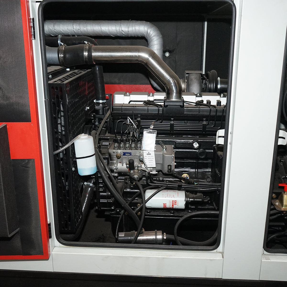 Generatore elettrico trifase 225KVA, 230/400V con motore diesel Ricardo R6110ZLDS-176KW - immagine 4