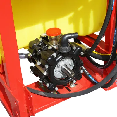 Gruppo diserbo da trattore 400 L, barra 12 m con 25 ugelli tripli Gruppo botte per diserbo - immagine 3