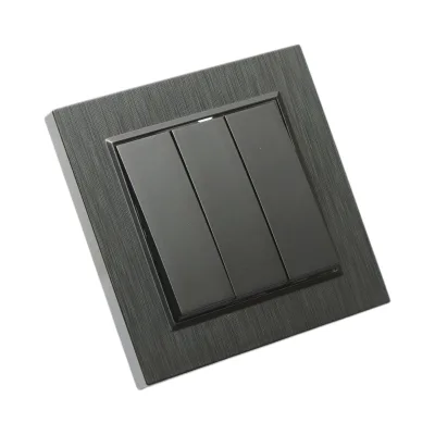 Interruttore triplo da incasso nero 220V, 10AX, ABS 80x80mm - immagine 3