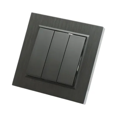 Interruttore triplo da incasso nero 220V, 10AX, ABS 80x80mm