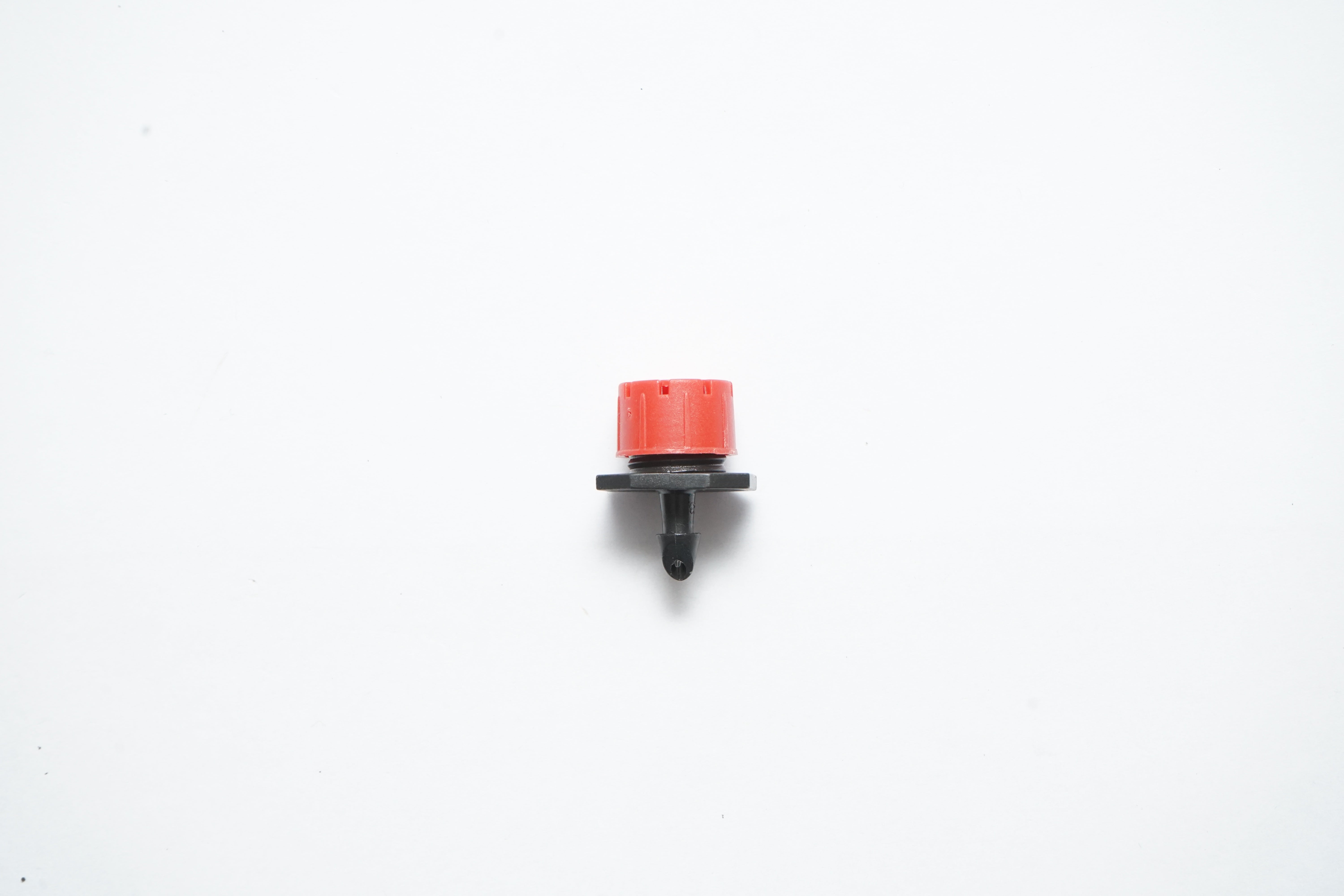 Kit completo per irrigazione a goccia e a spruzzo con 2 tubi da 8 m / 62 m, ugelli, microirrigatori e 145 connettori - immagine 4