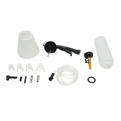 Kit con pistola pneumatica per spurgo e cambio del liquido freni - immagine 2
