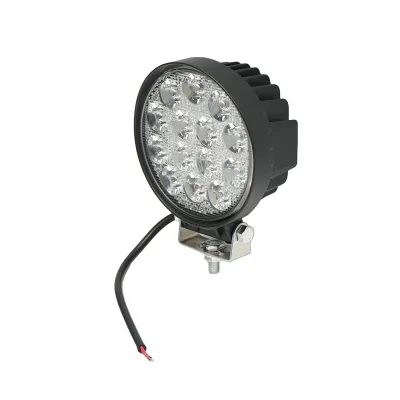 Lampada con 14 LED 10-30V 42W angolo di fascio 30 gradi tipo spot 114x114x61mm Breckner Germany - immagine 2