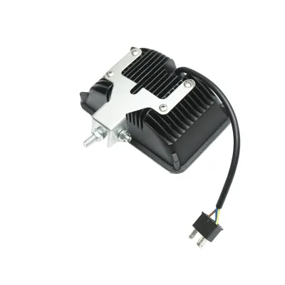 Lampada con 15 LED, 2 fasi, 9-60V, 15W, 6000K, Breckner Germany. - immagine 3