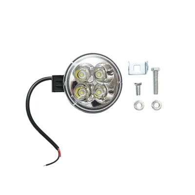 Lampada con 4 LED 10-30V 12W, angolo del fascio 30 gradi, tipo spot 6400K Breckner Germany - immagine 3