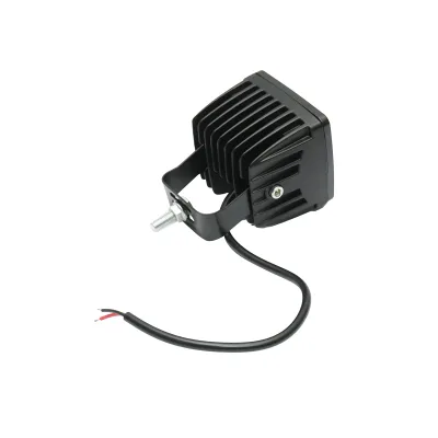 Lampada con 4 LED, 12W, angolo di radiazione 60°, tipo flood, Breckner Germany. - immagine 3