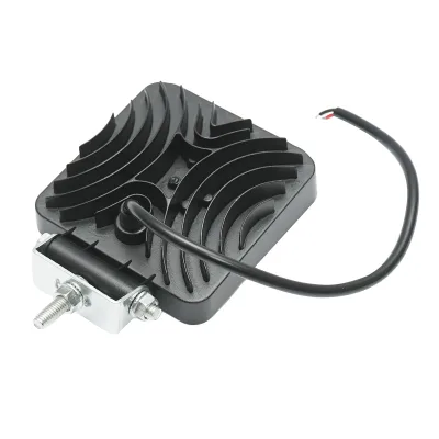Lampada con 5 LED, 10-30V, 15W, angolo di radiazione 30°, tipo spot, 108x108x36mm, IP67, 6000K, Breckner Germany - immagine 3
