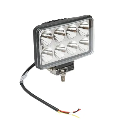 Lampada con 8 LED, 10-30V, 24W, 152x90x65mm, angolo di radiazione 30°, tipo spot, Breckner Germany. - immagine 2