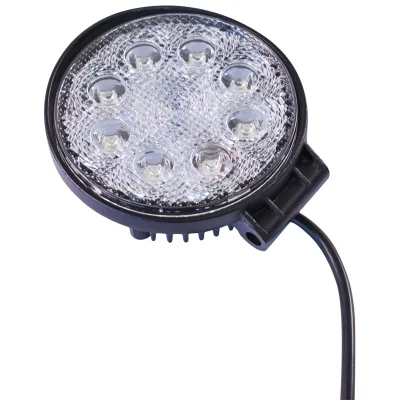 Lampada con 8 LED, 10-60V, 24W, angolo di radiazione 30°, tipo spot, 114x114x48mm, IP67, 6000K, Breckner Germany - immagine 3