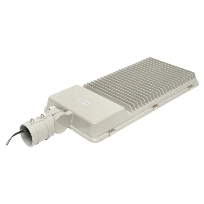 Lampada per illuminazione stradale a LED 150W, 220V, 6500K, IP67 con montaggio su palo - immagine 5