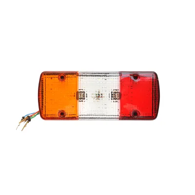 Lampada posteriore a LED rettangolare con 28 LED e 3 compartimenti, 24V