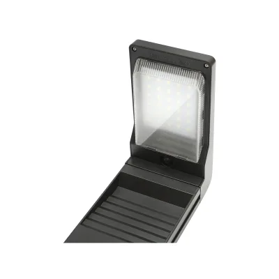 Lampada solare da giardino 2W con pannello solare e batteria 3,2V, 2200mah, IP66 - immagine 5