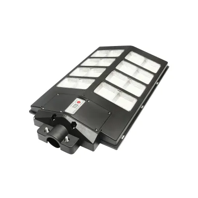 Lampada solare LED 300W illuminazione stradale 6500K con pannello solare, telecomando, sensore di movimento e montaggio su palo - immagine 3