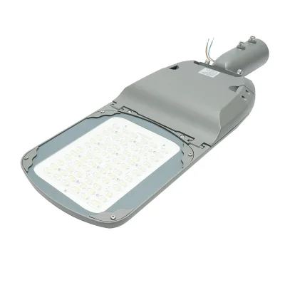 Lampada stradale a LED da 150W, 220V, 6000K, 22500lm con supporto per palo IP66 Breckner Germany - immagine 4