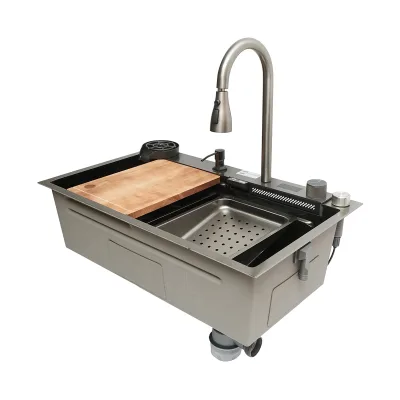 Lavello da cucina multifunzionale in acciaio inox con display digitale della temperatura, funzione cascata, lavapentole, dispenser di sapone, scolapiatti, vassoio, tagliere e accessori inclusi, dimensioni 75×46×23,5 cm. - immagine 5