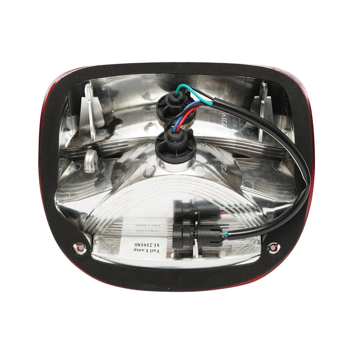 Luce freno posteriore per John Deere codice OEM AL210180, AL119405, AL176143, B104967, B40865 - immagine 3