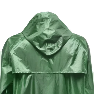 Mantella con cappuccio impermeabile taglia L in poliestere con membrana in PVC, aperture di ventilazione, 2 tasche e cerniera, verde Breckner Germany - immagine 4