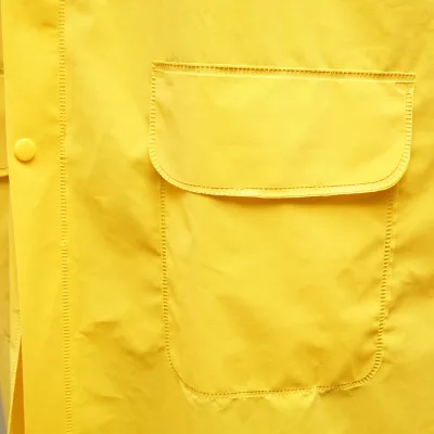 Mantella con cappuccio impermeabile taglia XXXL in poliestere e PVC con aperture di ventilazione, 2 tasche e cerniera, gialla Breckner Germany - immagine 6