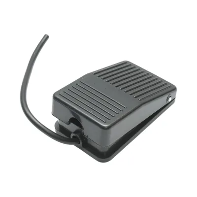 Pedale di comando con contatto elettrico – 250V / 5A Breckner Germany - immagine 3