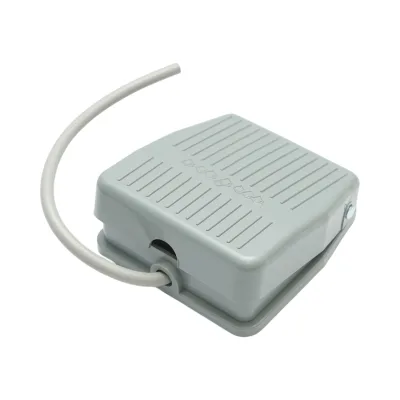 Pedale di comando con contatto elettrico – 250V / 5A Breckner Germany - immagine 2
