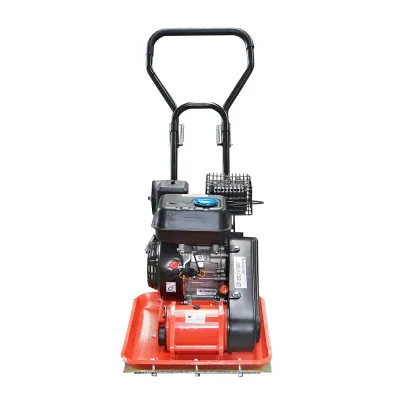 Piastra vibrante C90-B con superficie di lavoro 540x420mm, motore norma euro 5, 196CC/6.5HP, 5500 rpm 80Kg Breckner Germany - immagine 2