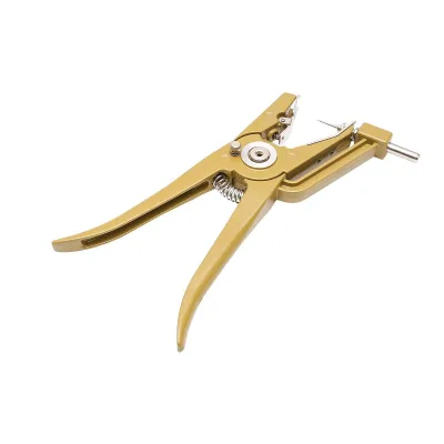 Pinza Universale Marchi Auricolari Applicatore Pinza per marchi auricolari Pinza per marchiare bovini e ovini Universale compatibile con la maggior parte dei tipi di marchiatura presenti sul mercato - immagine 3