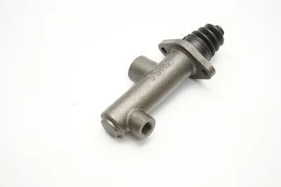 Pompa frizione per John Deere codice OEM AL40974, ALY45849A, KG23016.1.2, 50024700 - immagine 4
