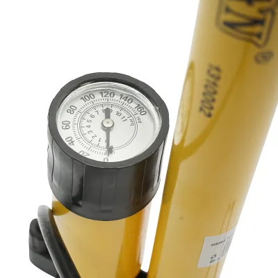Pompa manuale con manometro 0-160 PSI 38x650mm Crownman - immagine 4