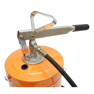 Pompa manuale per grasso da 12 kg con tubo flessibile da 1,5 m e pressione di 3000 PSI. Breckner Germany - immagine 4