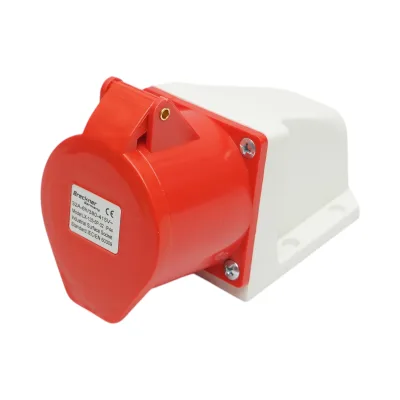 Presa industriale trifase da superficie 32A, 380V, IP44, 6H Breckner Germany