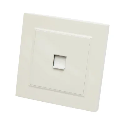 Presa internet RJ45 bianca in ABS da incasso 80x80mm