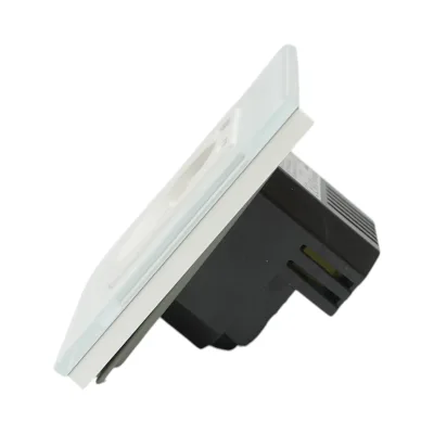 Presa Schuko da incasso bianca 220V, 16A, 2xUSB A+C 20W ricarica rapida, cornice in vetro 86x86x34mm - immagine 3