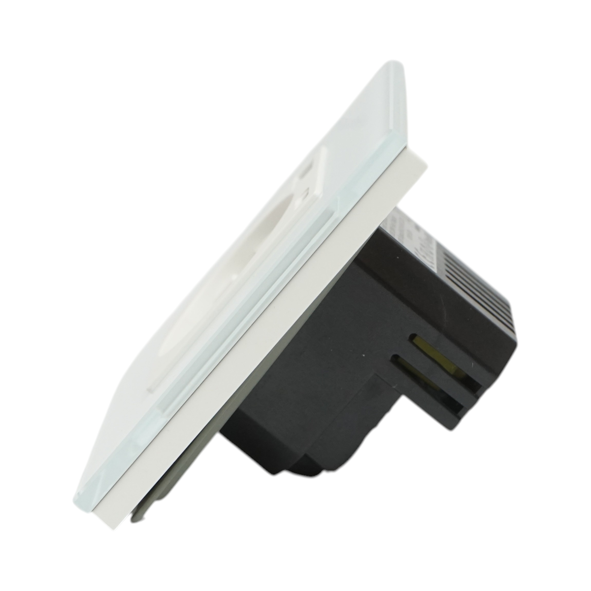 Presa Schuko da incasso bianca 220V, 16A, 2xUSB A+C 20W ricarica rapida, cornice in vetro 86x86x34mm - immagine 3